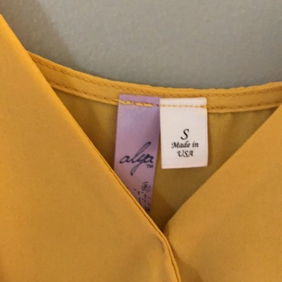 Tank top - Picture 3 of 4